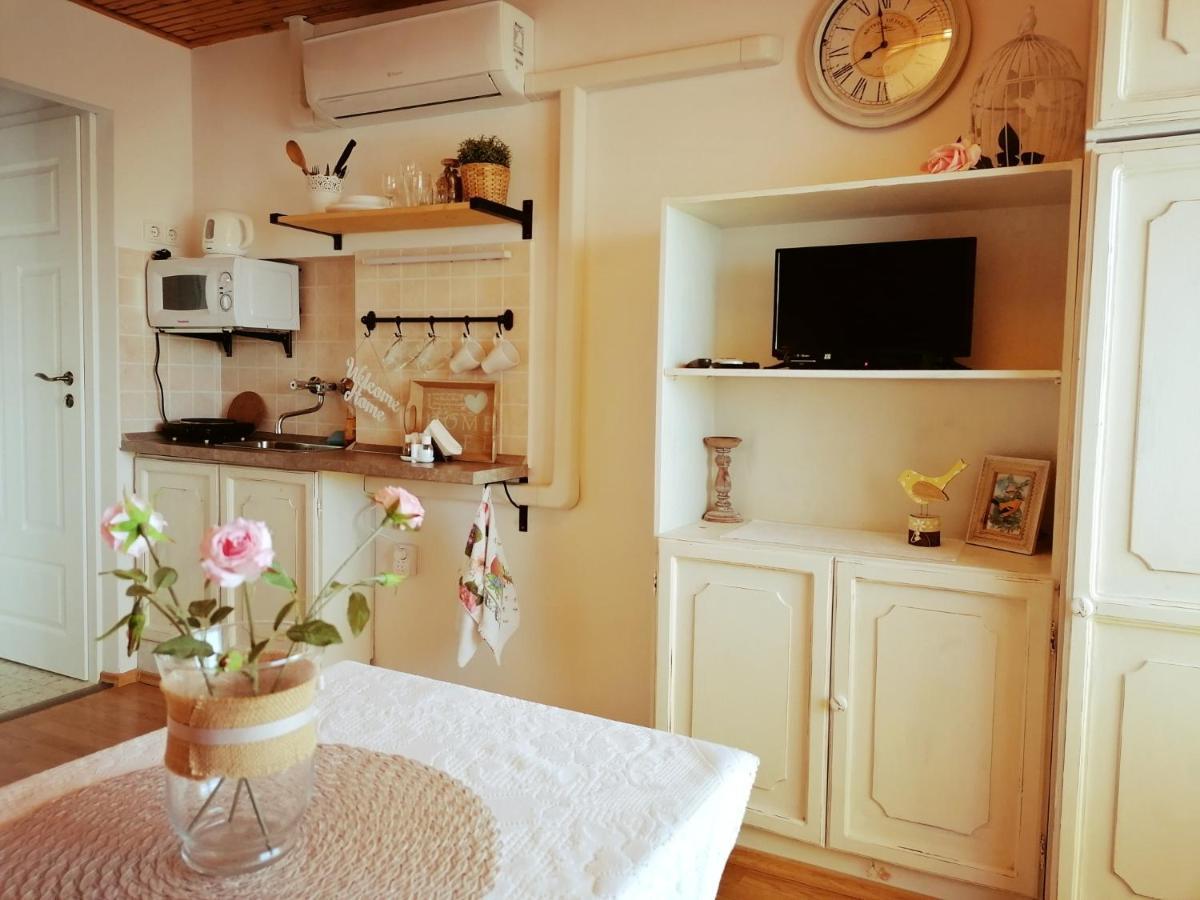 Elisoria Apartments تشيرستوموي المظهر الخارجي الصورة