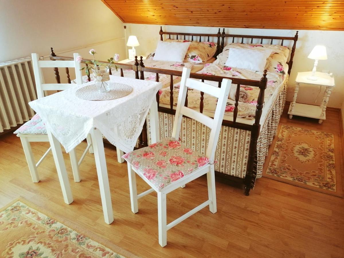 Elisoria Apartments تشيرستوموي المظهر الخارجي الصورة