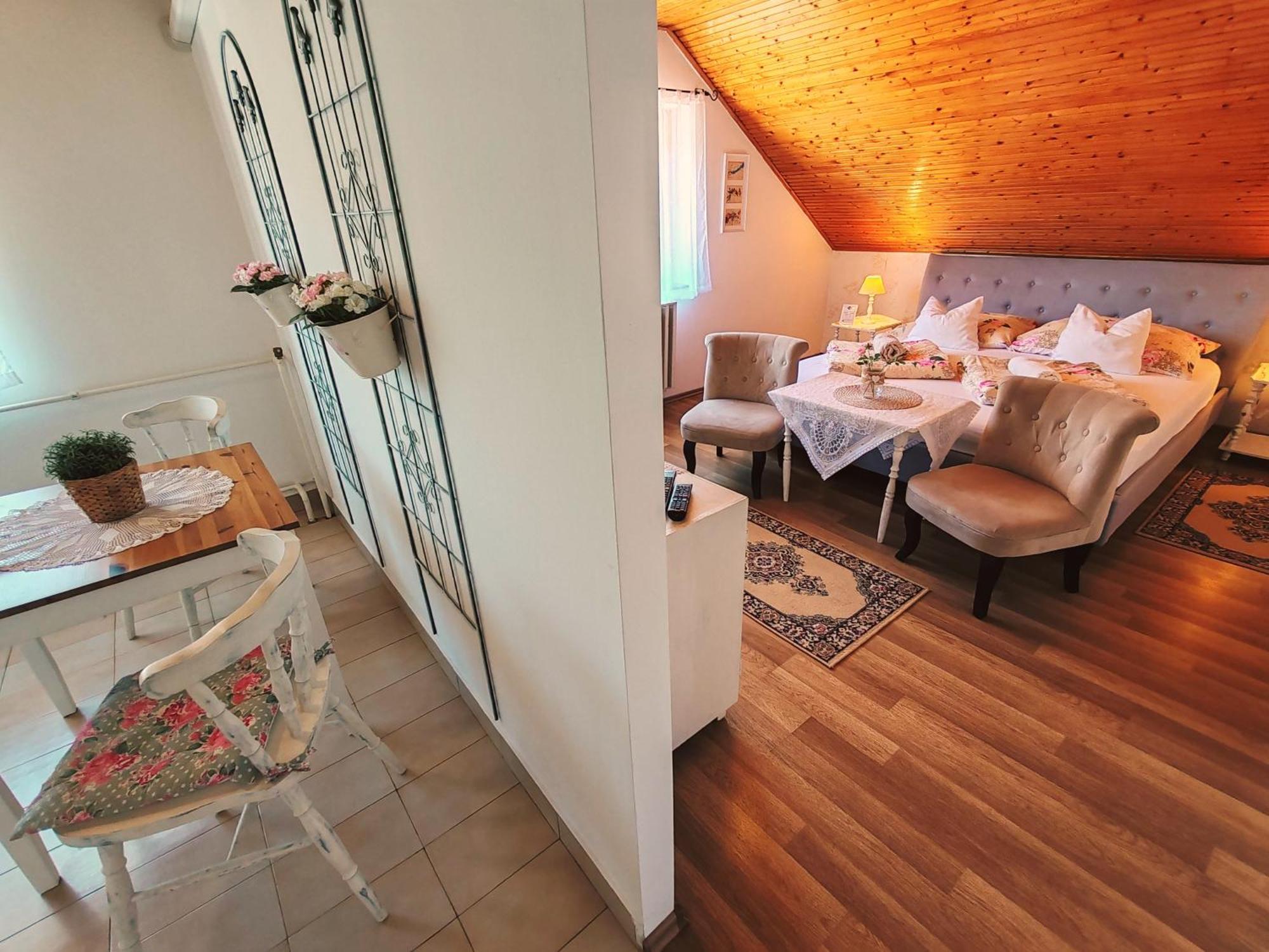 Elisoria Apartments تشيرستوموي المظهر الخارجي الصورة